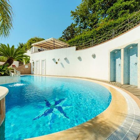 Villa Araucaria كازاميتْشيولا تيرمي المظهر الخارجي الصورة