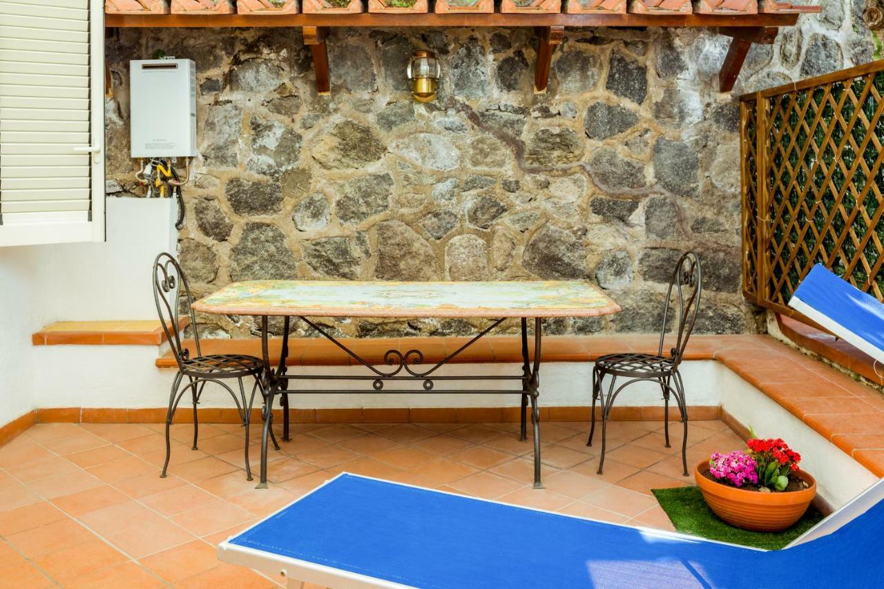 Villa Araucaria كازاميتْشيولا تيرمي المظهر الخارجي الصورة