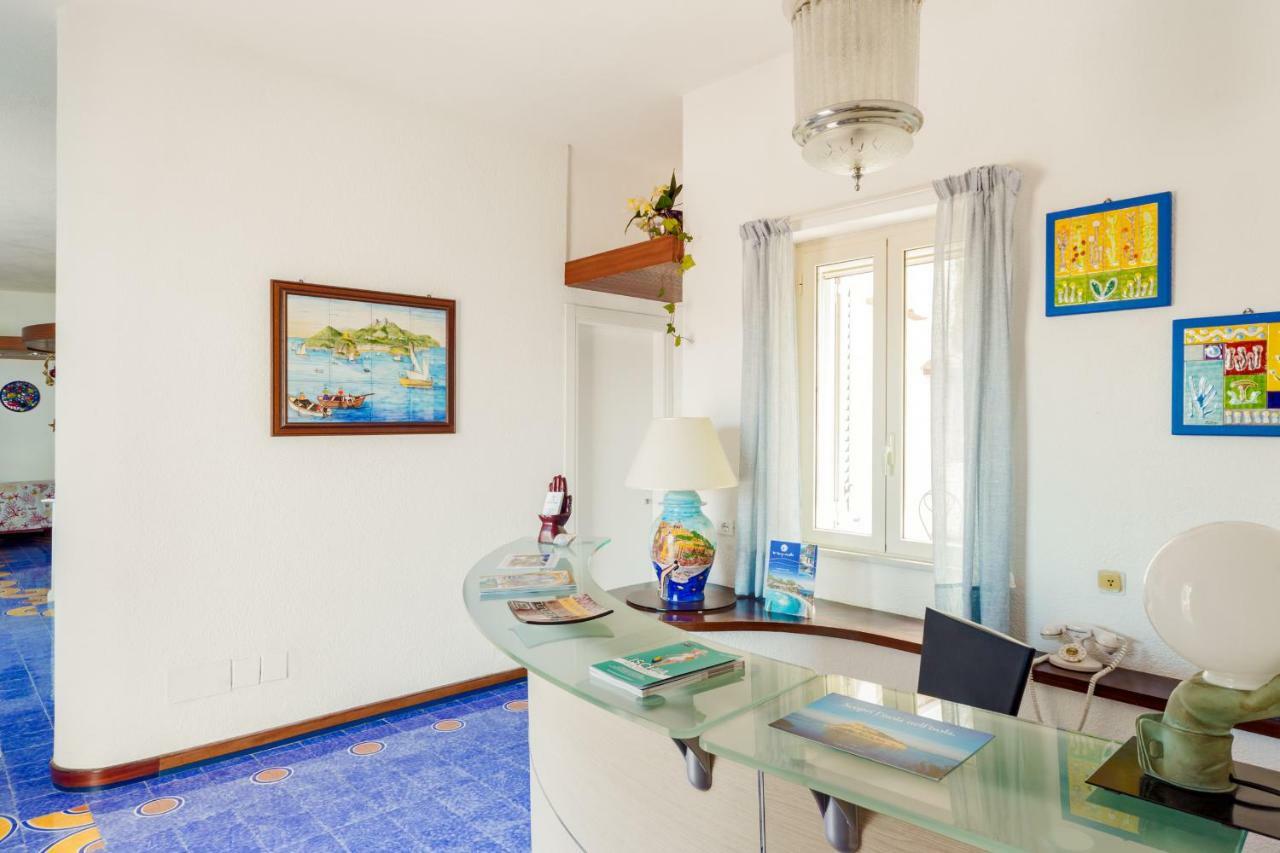 Villa Araucaria كازاميتْشيولا تيرمي المظهر الخارجي الصورة