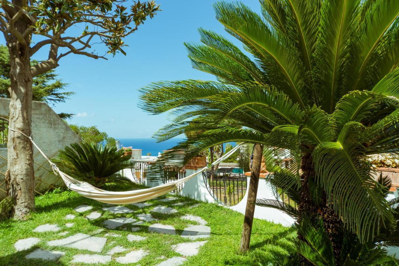 Villa Araucaria كازاميتْشيولا تيرمي المظهر الخارجي الصورة